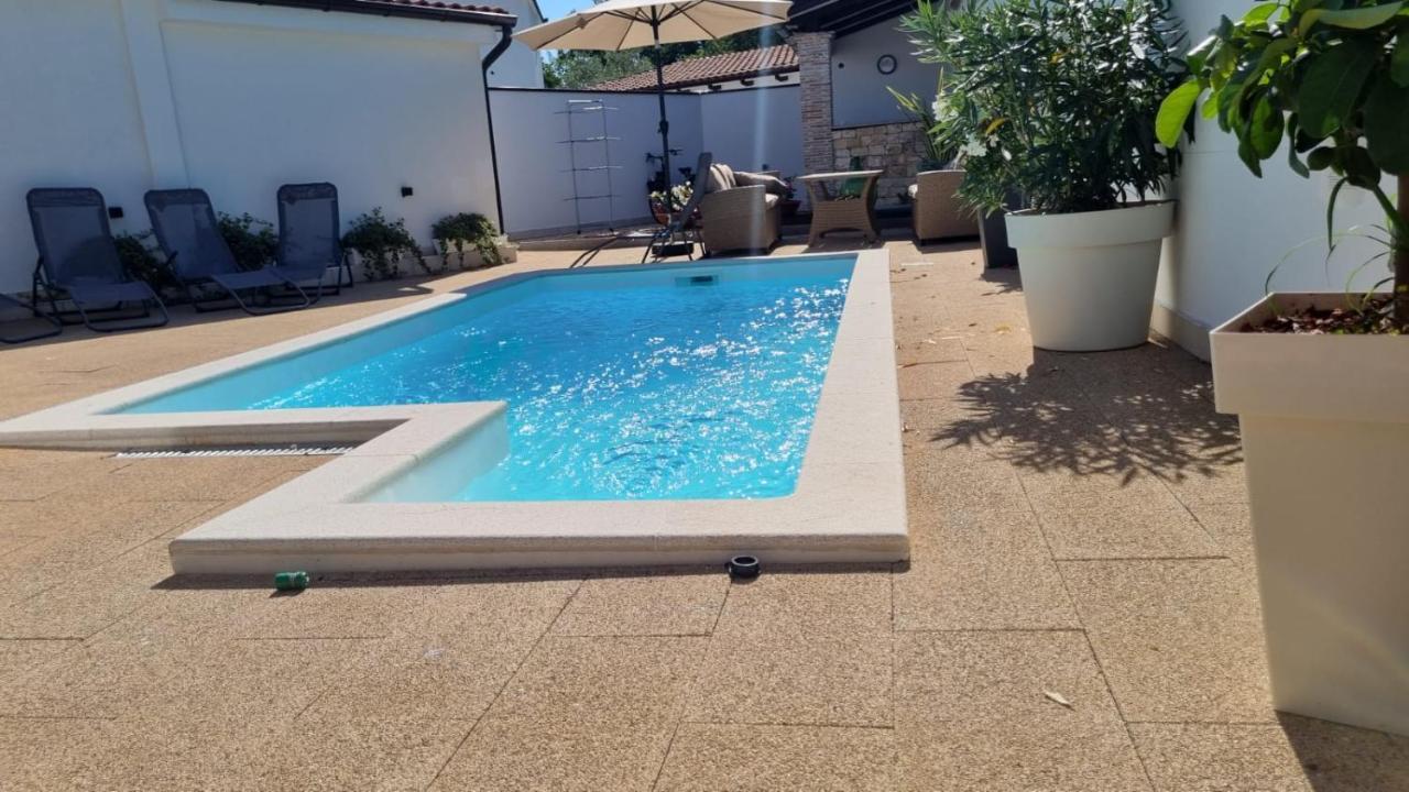 Villa Natka Rovinjsko Selo Exterior foto