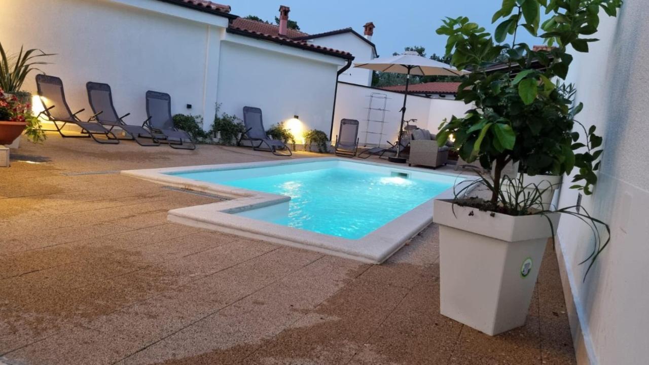 Villa Natka Rovinjsko Selo Exterior foto